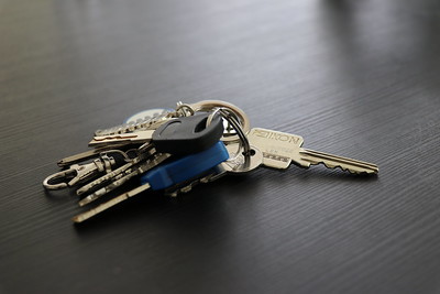Schlüsselbund mit Autoschlüssel